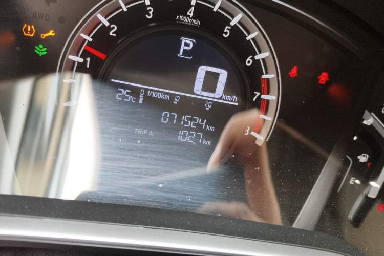 Used Honda CR-V 2019 240TURBO CVT 2WD Comfort Version China V Odometer Close Up