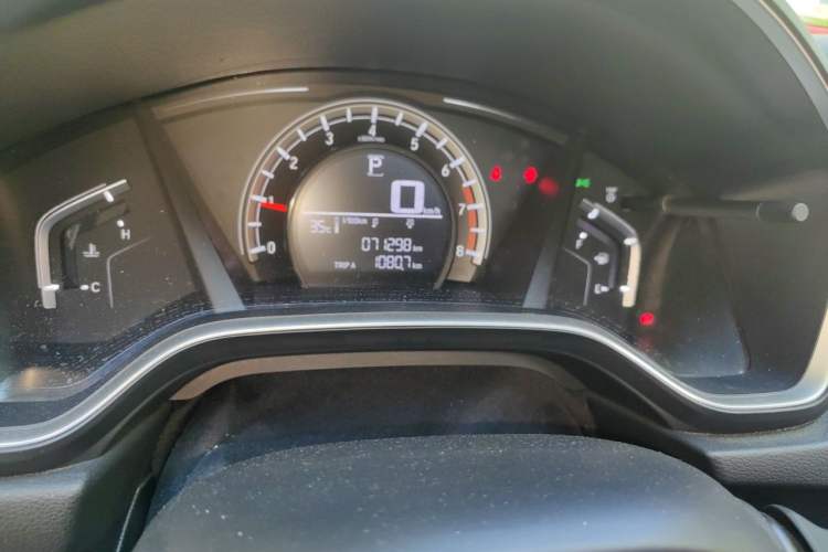 Used Honda CR-V 2019 240TURBO CVT 2WD Comfort Version China V Odometer Close Up