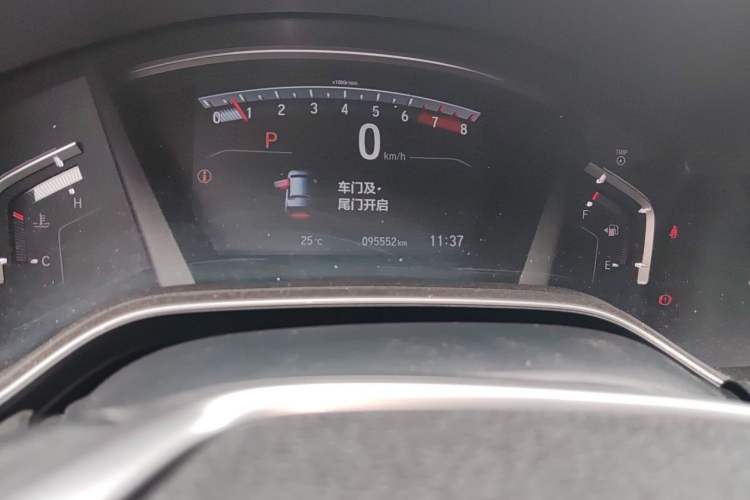 Used Honda CR-V 2019 240TURBO CVT 2WD Fashion Edition China V Odometer Close Up