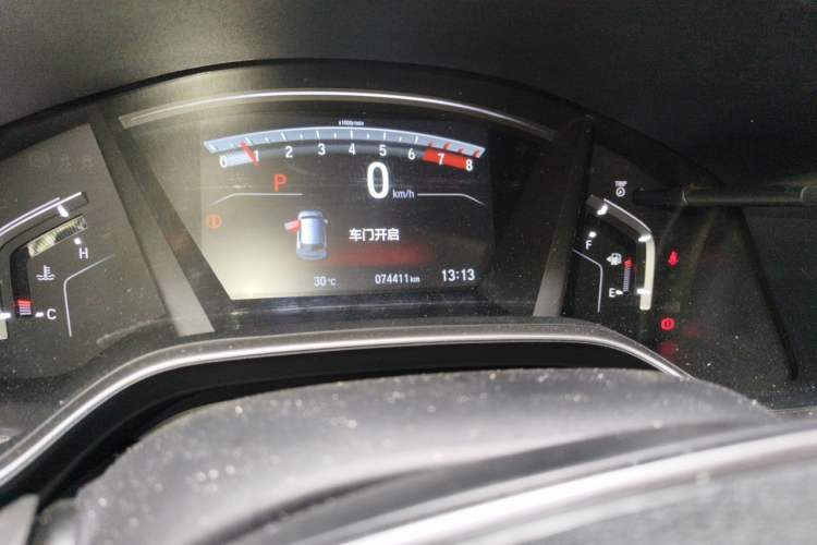Used Honda CR-V 2019 240TURBO CVT 2WD Fashion Edition China V Odometer Close Up