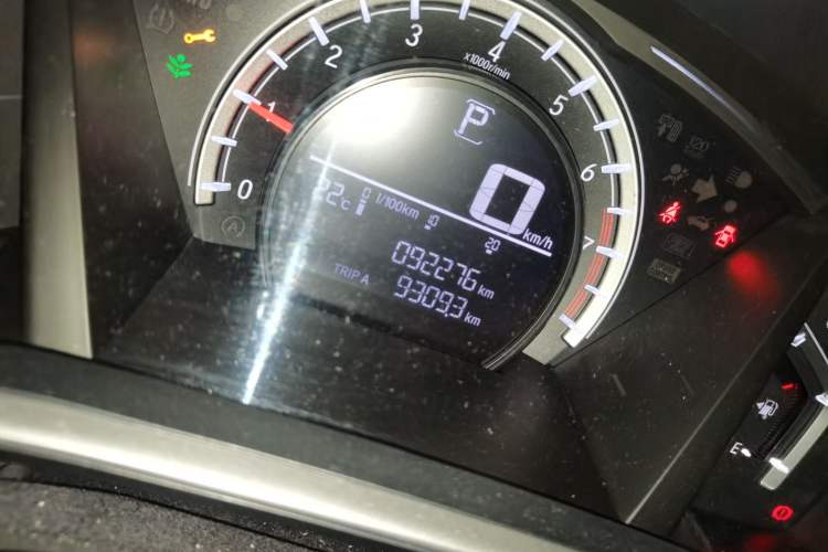 Used Honda CR-V 2019 240TURBO CVT 2WD Comfort Version China V Odometer Close Up
