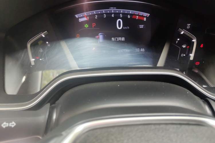 Used Honda CR-V 2019 240TURBO CVT 2WD Fashion Edition China V Odometer Close Up