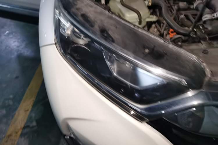 Used Honda CR-V 2019 240TURBO CVT 2WD Fashion Edition China V Right Front Headlight