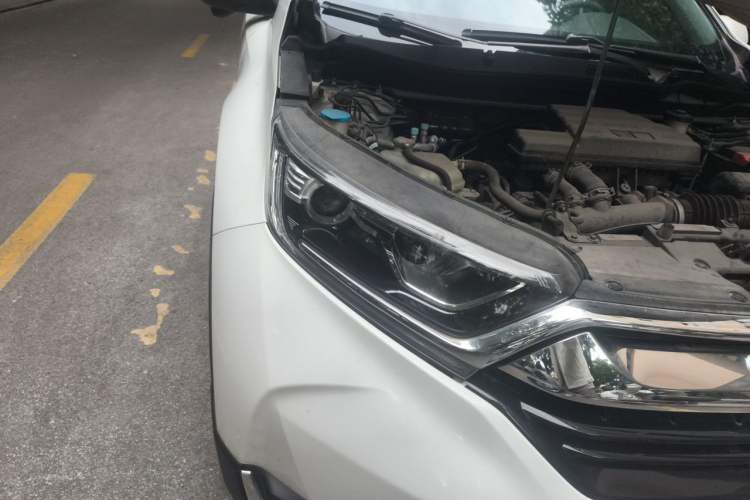 Used Honda CR-V 2019 Brilliant Edition Plus 240TURBO CVT Two-Wheel Drive Fashion Version China VI Emission Standard Right Front Headlight