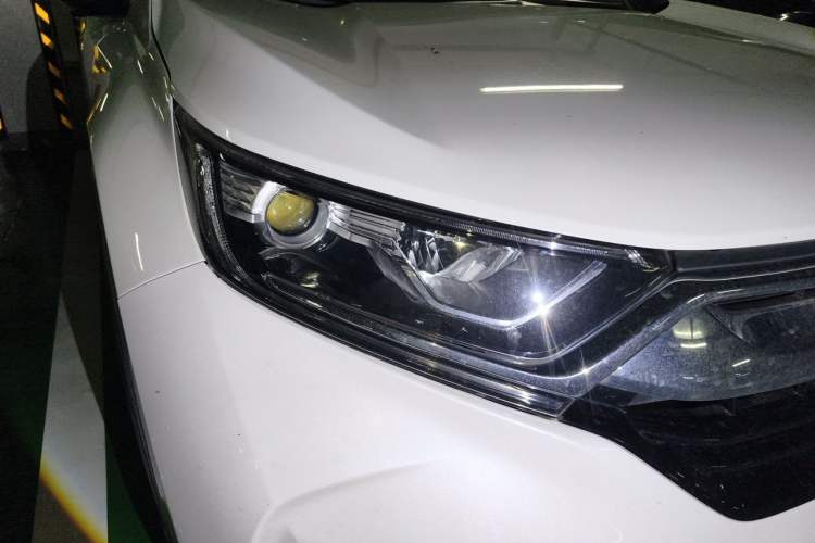 Used Honda CR-V 2019 240TURBO CVT 2WD Fashion Edition China V Right Front Headlight