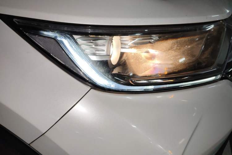 Used Honda CR-V 2019 240TURBO CVT 2WD Comfort Version China VI Emission Standard Right Front Headlight