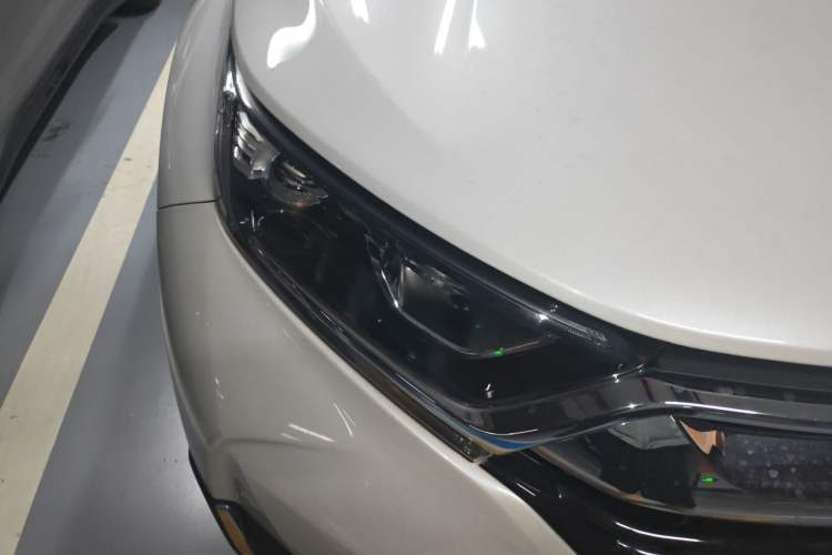 Used Honda CR-V 2019 240TURBO CVT 2WD Fashion Edition China V Right Front Headlight