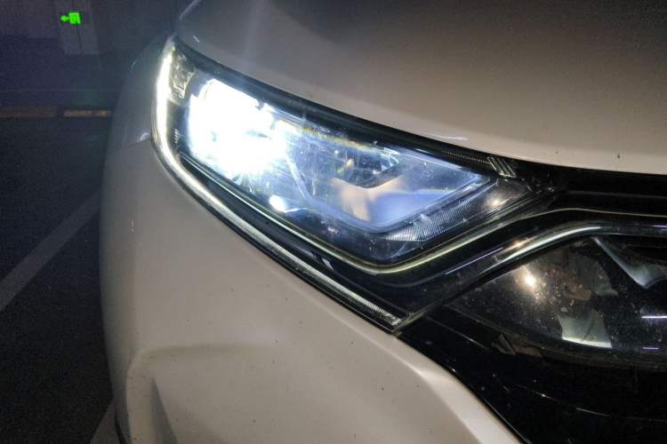 Used Honda CR-V 2019 240TURBO CVT 2WD Comfort Version China V Right Front Headlight