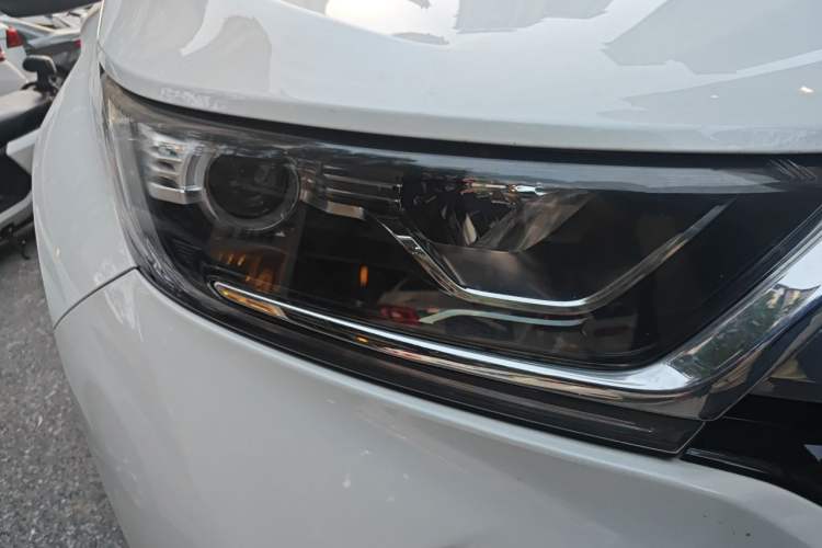 Used Honda CR-V 2019 240TURBO CVT 2WD Comfort Version China V Right Front Headlight