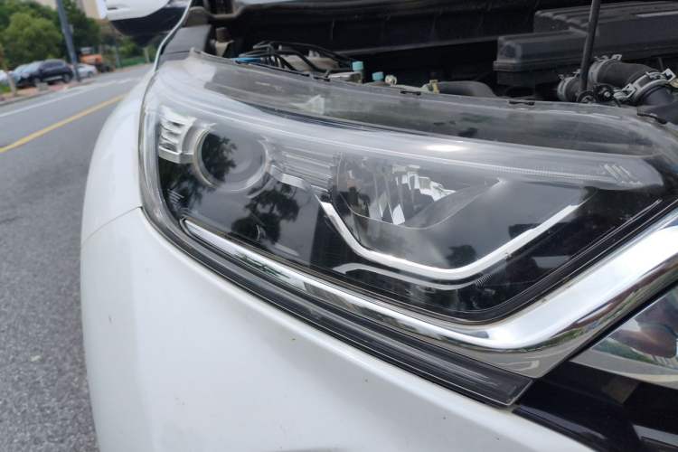 Used Honda CR-V 2019 Brilliant Edition Plus 240TURBO CVT Two-Wheel Drive Fashion Version China VI Emission Standard Right Front Headlight