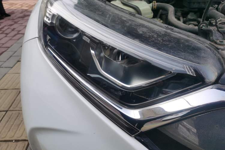 Used Honda CR-V 2019 240TURBO CVT 2WD Fashion Edition China V Right Front Headlight