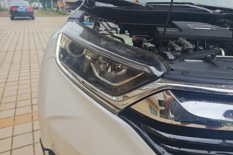 Used Honda CR-V 2019 Brilliant Edition Plus 240TURBO CVT Two-Wheel Drive Fashion Version China VI Emission Standard Right Front Headlight