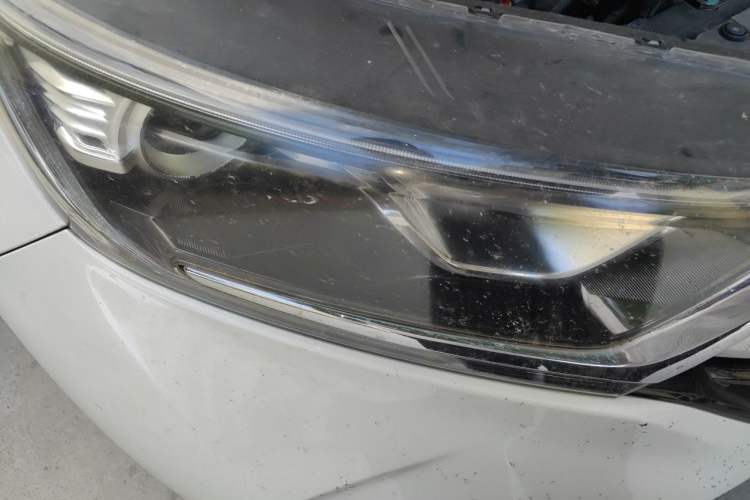 Used Honda CR-V 2019 240TURBO CVT 2WD Comfort Version China V Right Front Headlight