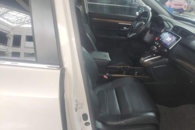 Used Honda CR-V 2019 240TURBO CVT 2WD Fashion Edition China V Right Front Seat