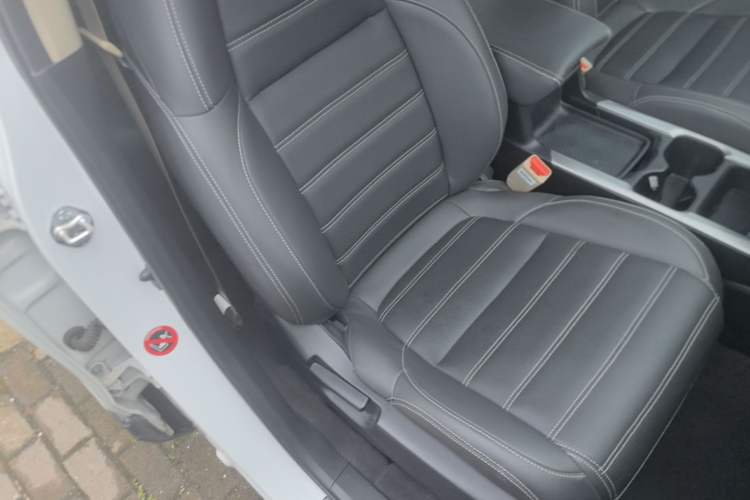 Used Honda CR-V 2019 Brilliant Edition 240TURBO CVT 2WD Comfort Version China VI Emission Standard Right Front Seat