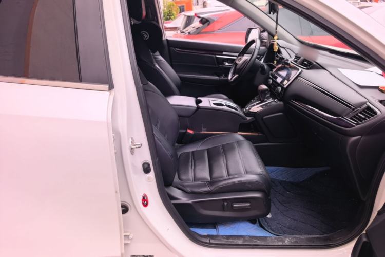 Used Honda CR-V 2019 240TURBO CVT 2WD Fashion Edition China V Right Front Seat