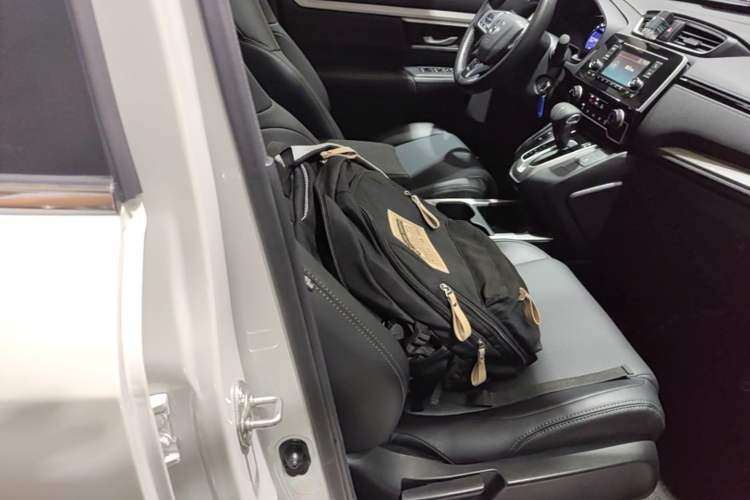 Used Honda CR-V 2019 240TURBO CVT 2WD Comfort Version China VI Emission Standard Right Front Seat