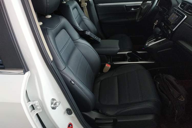 Used Honda CR-V 2019 240TURBO CVT 2WD Comfort Version China VI Emission Standard Right Front Seat