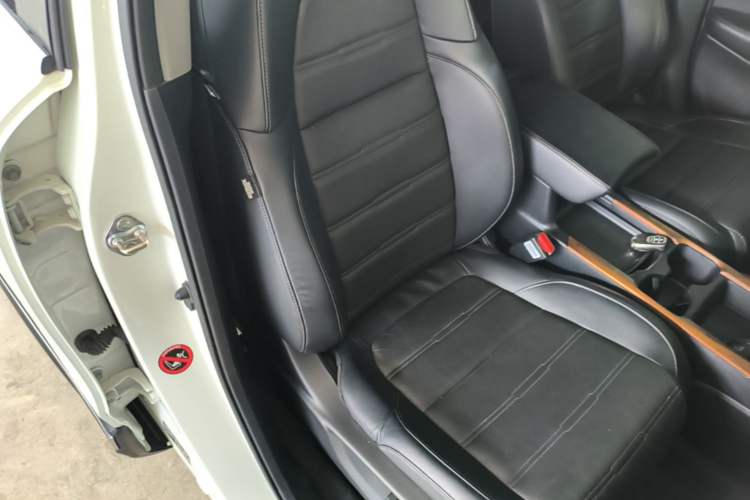 Used Honda CR-V 2019 Brilliant Edition Plus 240TURBO CVT Two-Wheel Drive Fashion Version China VI Emission Standard Right Front Seat