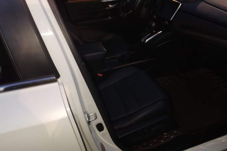 Used Honda CR-V 2019 240TURBO CVT 2WD Fashion Edition China VI Right Front Seat
