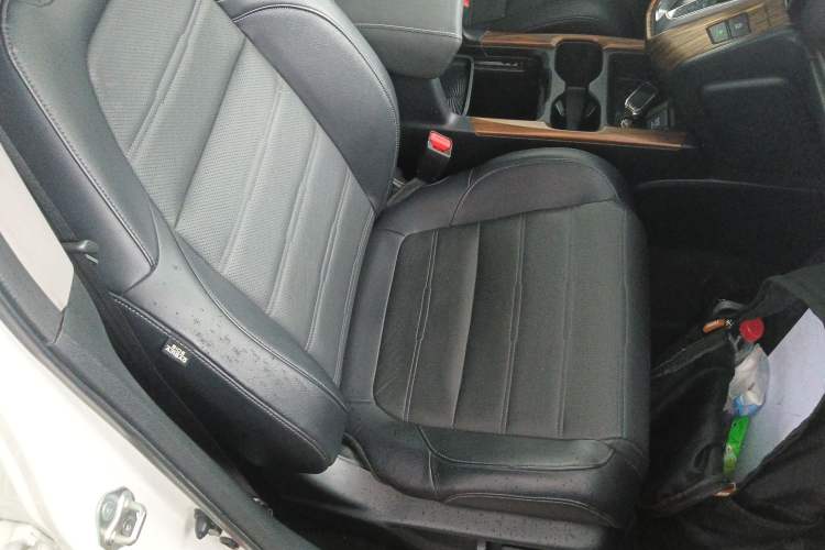 Used Honda CR-V 2019 240TURBO CVT 2WD Fashion Edition China V Right Front Seat