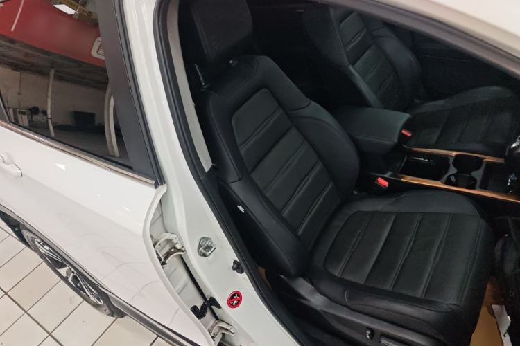 Used Honda CR-V 2019 240TURBO CVT 2WD Fashion Edition China VI Right Front Seat