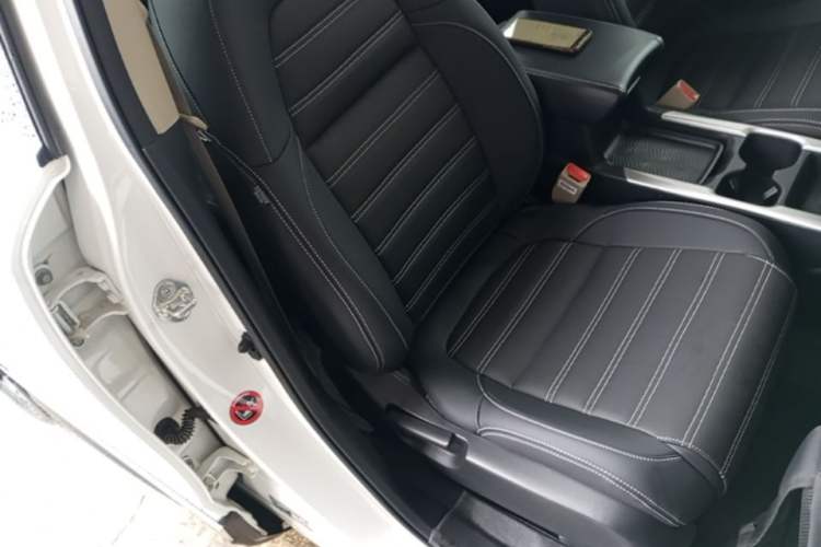 Used Honda CR-V 2019 Brilliant Edition 240TURBO CVT 2WD Comfort Version China VI Emission Standard Right Front Seat
