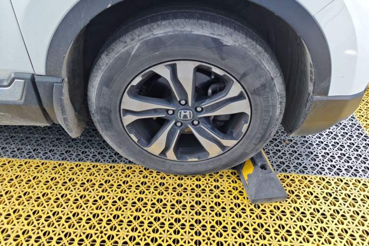 Used Honda CR-V 2019 240TURBO CVT 2WD Fashion Edition China V Right Front Wheel Hub