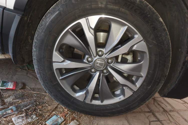 Used Honda CR-V 2019 Rui Hybrid 2.0L 2WD Pure Drive Version China V Emission Standard Right Front Wheel Hub