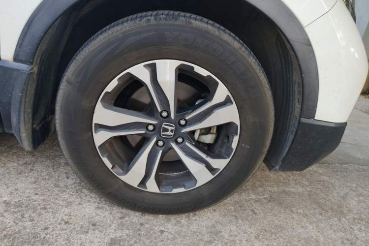Used Honda CR-V 2019 Brilliant Edition Plus 240TURBO CVT Two-Wheel Drive Fashion Version China VI Emission Standard Right Front Wheel Hub