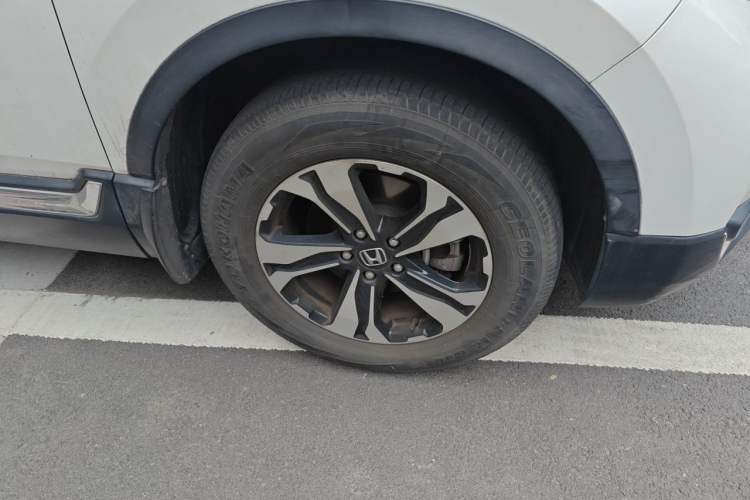 Used Honda CR-V 2019 Brilliant Edition Plus 240TURBO CVT Two-Wheel Drive Fashion Version China VI Emission Standard Right Front Wheel Hub