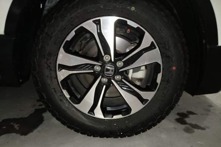 Used Honda CR-V 2019 Brilliant Edition Plus 240TURBO CVT Two-Wheel Drive Fashion Version China VI Emission Standard Right Front Wheel Hub