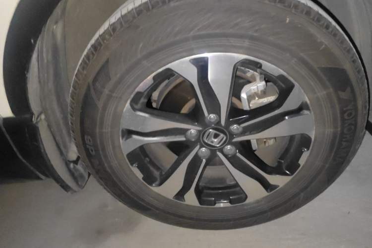 Used Honda CR-V 2019 240TURBO CVT 2WD Comfort Version China VI Emission Standard Right Front Wheel Hub