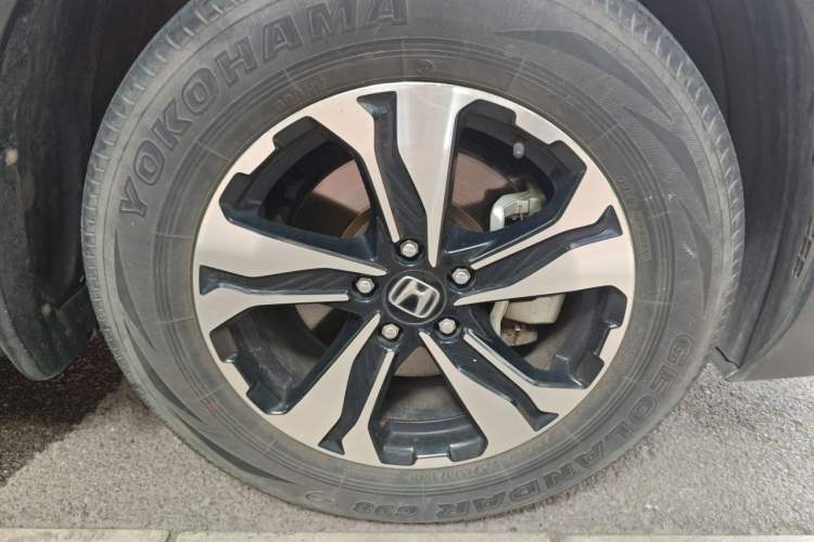 Used Honda CR-V 2019 240TURBO CVT 2WD Comfort Version China VI Emission Standard Right Front Wheel Hub