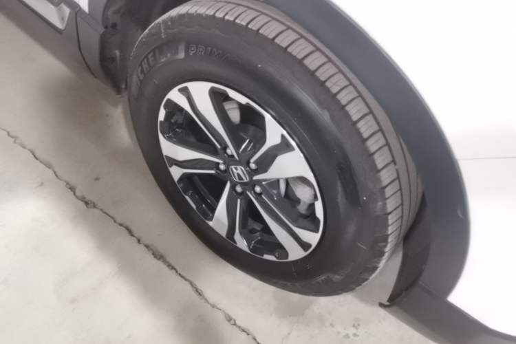 Used Honda CR-V 2019 Brilliant Edition Plus 240TURBO CVT Two-Wheel Drive Fashion Version China VI Emission Standard Right Front Wheel Hub