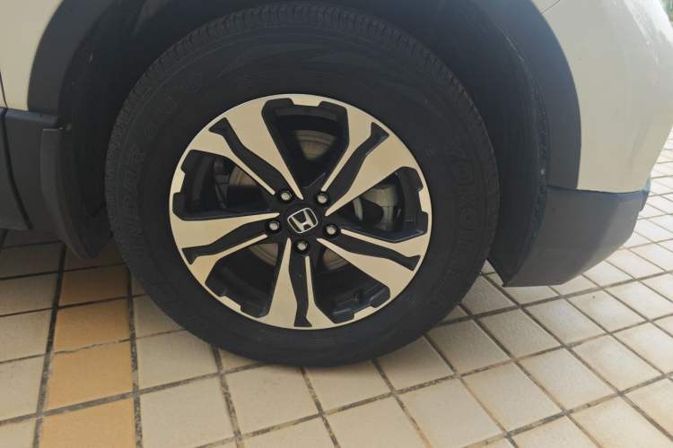 Used Honda CR-V 2019 Brilliant Edition Plus 240TURBO CVT Two-Wheel Drive Fashion Version China VI Emission Standard Right Front Wheel Hub