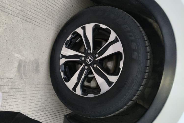 Used Honda CR-V 2019 240TURBO CVT 2WD Comfort Version China VI Emission Standard Right Front Wheel Hub