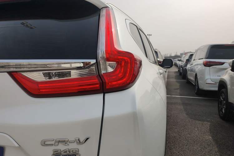 Used Honda CR-V 2019 240TURBO CVT 2WD Comfort Version China V Right Rear Taillight