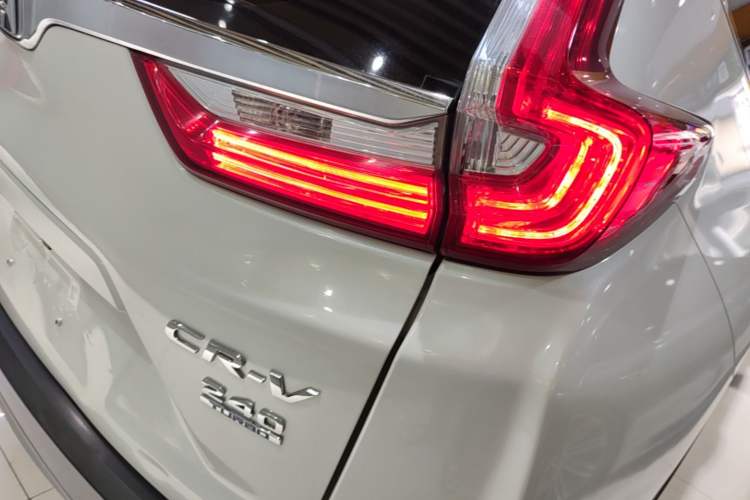 Used Honda CR-V 2019 240TURBO CVT 2WD Comfort Version China VI Emission Standard Right Rear Taillight