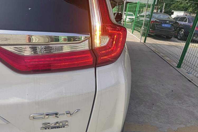 Used Honda CR-V 2019 240TURBO CVT 2WD Fashion Edition China V Right Rear Taillight