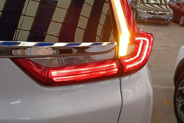 Used Honda CR-V 2019 240TURBO CVT 2WD Comfort Version China VI Emission Standard Right Rear Taillight