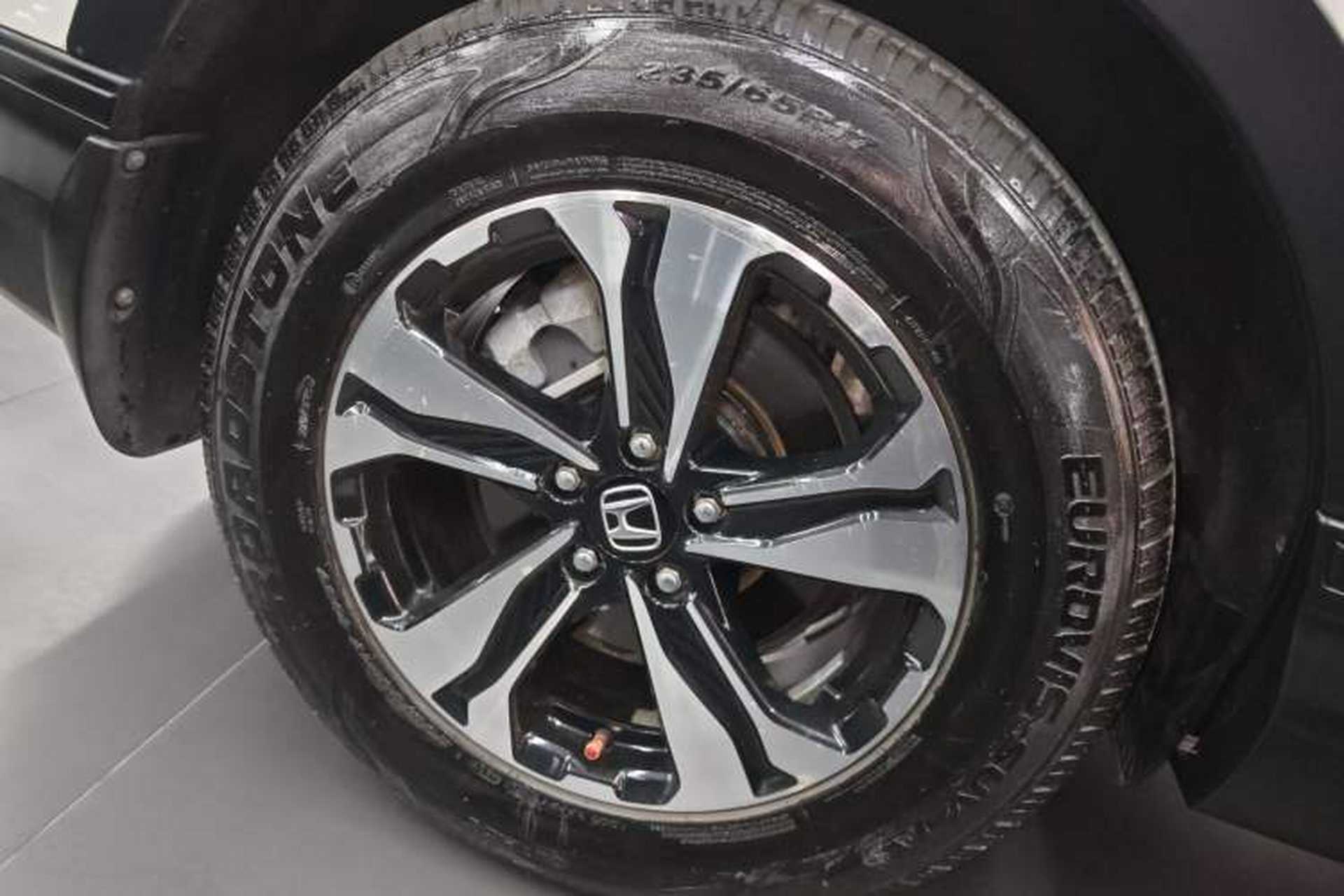 Used Honda CR-V 2019 240TURBO CVT 2WD Urban Edition China V Emission Standard Right Rear Wheel Hub
