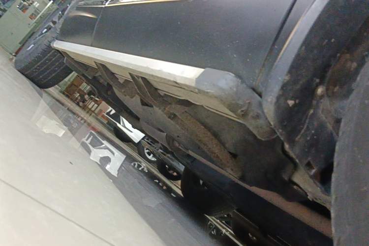 Used Honda CR-V 2019 240TURBO CVT 2WD Fashion Edition China V Right Side Sill