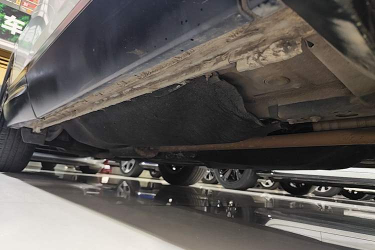 Used Honda CR-V 2019 240TURBO CVT 2WD Comfort Version China VI Emission Standard Right Side Sill