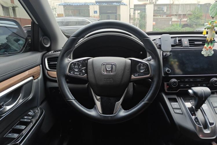 Used Honda CR-V 2019 Brilliant Edition Plus 240TURBO CVT Two-Wheel Drive Fashion Version China VI Emission Standard Steering Wheel