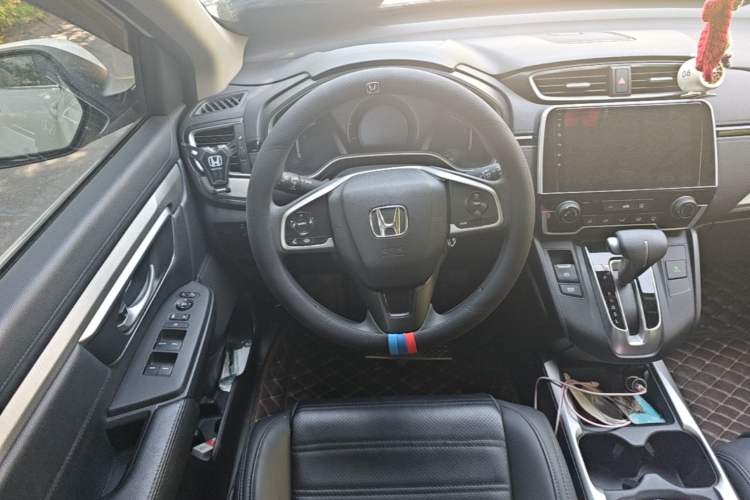 Used Honda CR-V 2019 Brilliant Edition 240TURBO CVT 2WD Comfort Version China VI Emission Standard Steering Wheel