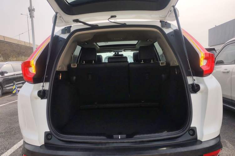 Used Honda CR-V 2019 240TURBO CVT 2WD Comfort Version China V Trunk