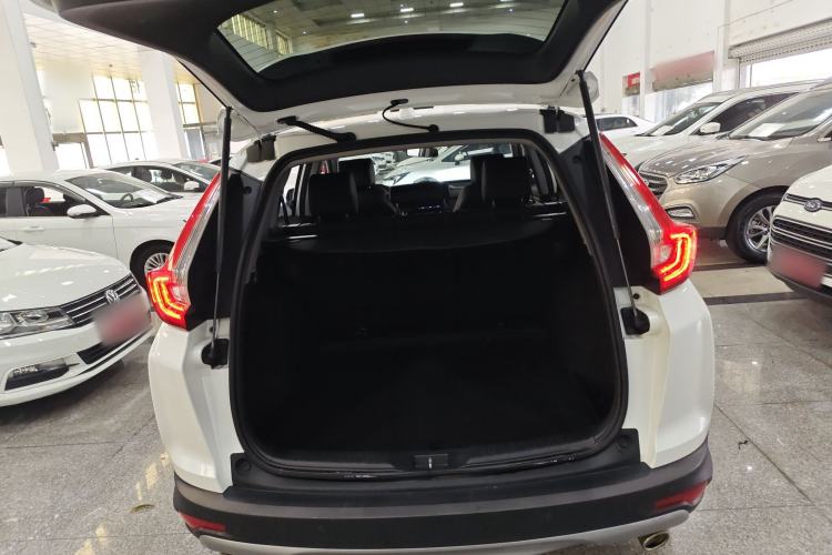 Used Honda CR-V 2019 240TURBO CVT 2WD Fashion Edition China V Trunk