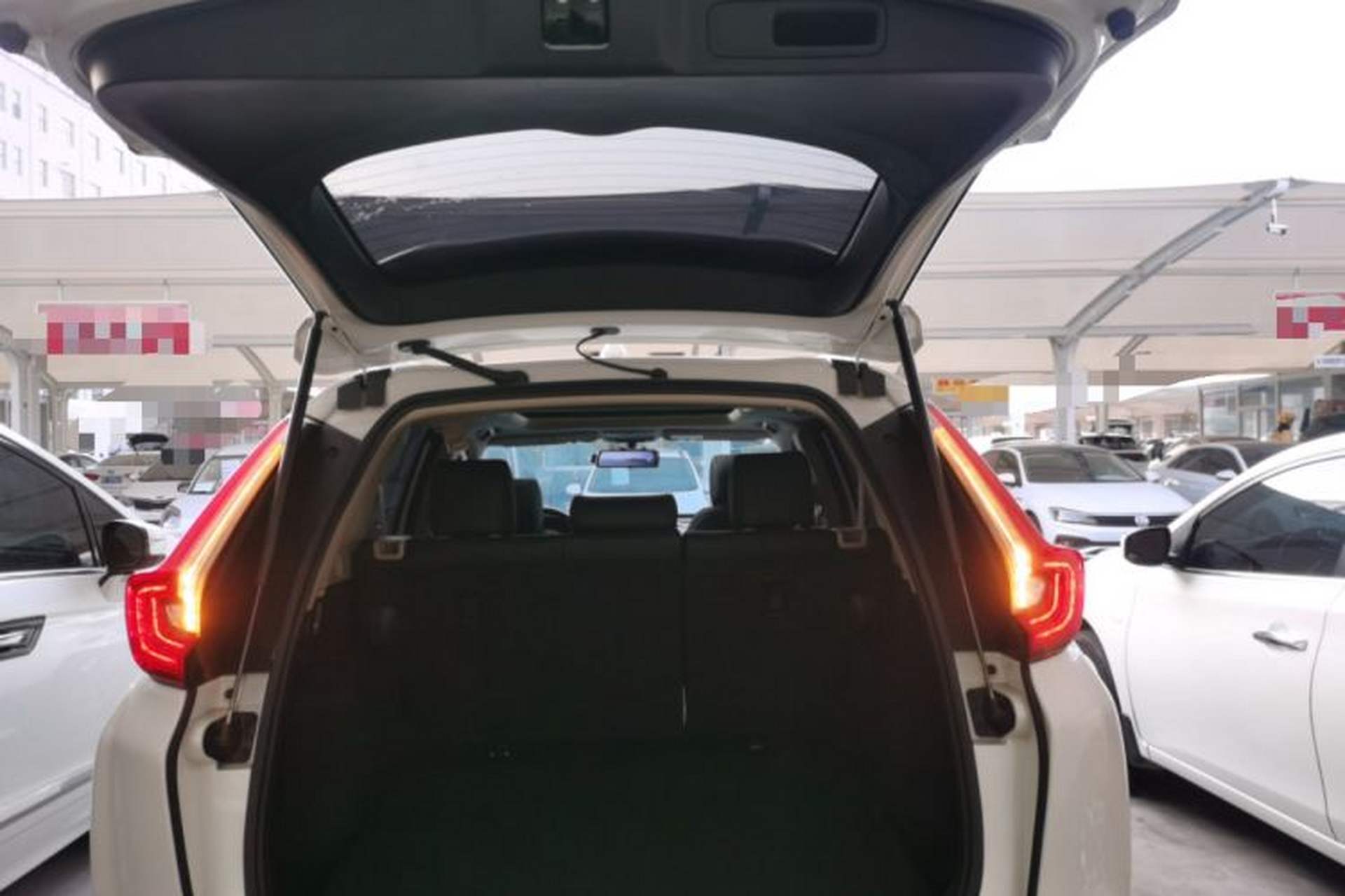 Used Honda CR-V 2019 240TURBO CVT 2WD Comfort Version China VI Emission Standard Trunk