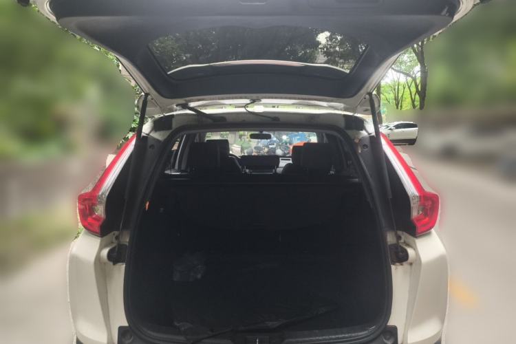 Used Honda CR-V 2019 Brilliant Edition Plus 240TURBO CVT Two-Wheel Drive Fashion Version China VI Emission Standard Trunk
